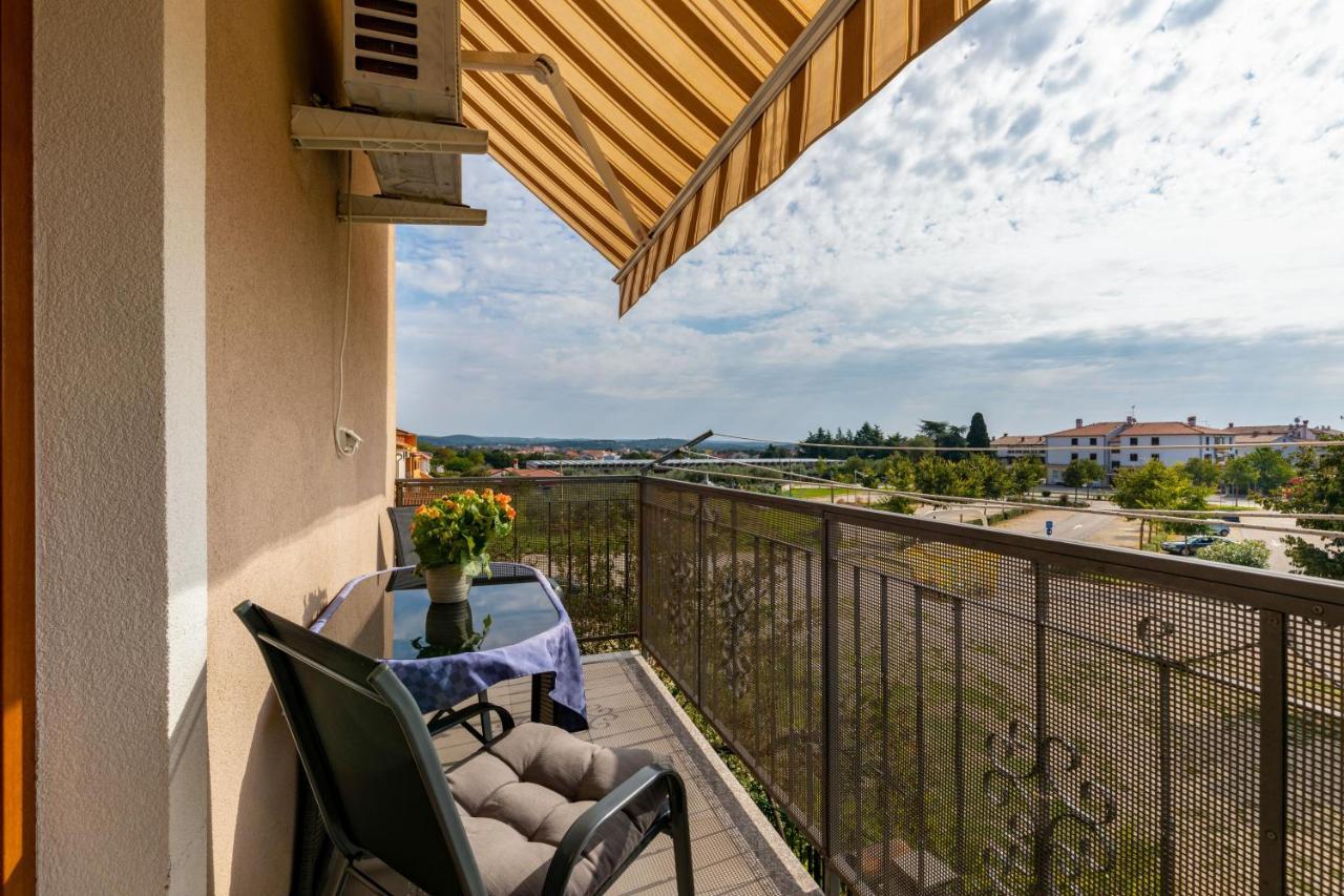 Apartments Kristina 罗维尼 外观 照片